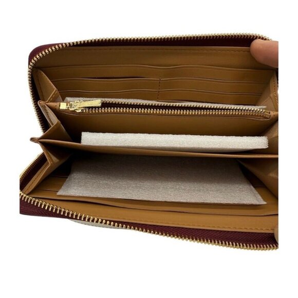 Coach X Peanuts Long Zip Around Wallet In Signature Canvas W/ Varsity Patches - Picture 4 of 8